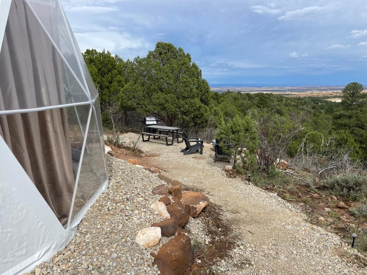 Canyon Rim Domes - A Luxury Glamping Experience!! Monticello Exterior foto